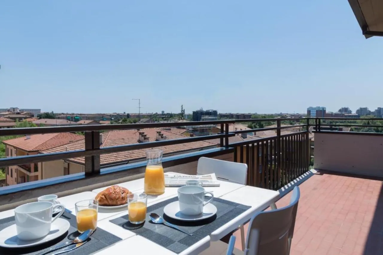 Italianflat - Via Adami, 3 Bedroom Flat, Free Parking Verona Apartment