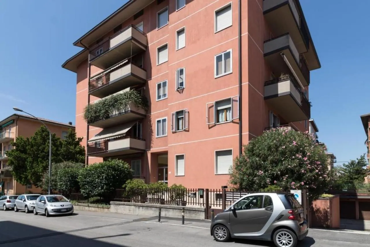 Apartment Italianflat - Via Adami, 3 Bedroom Flat, Free Parking Verona