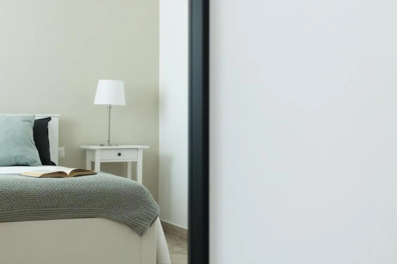 Italianflat - Via Adami, 3 Bedroom Flat, Free Parking Verona 0*,  Italy